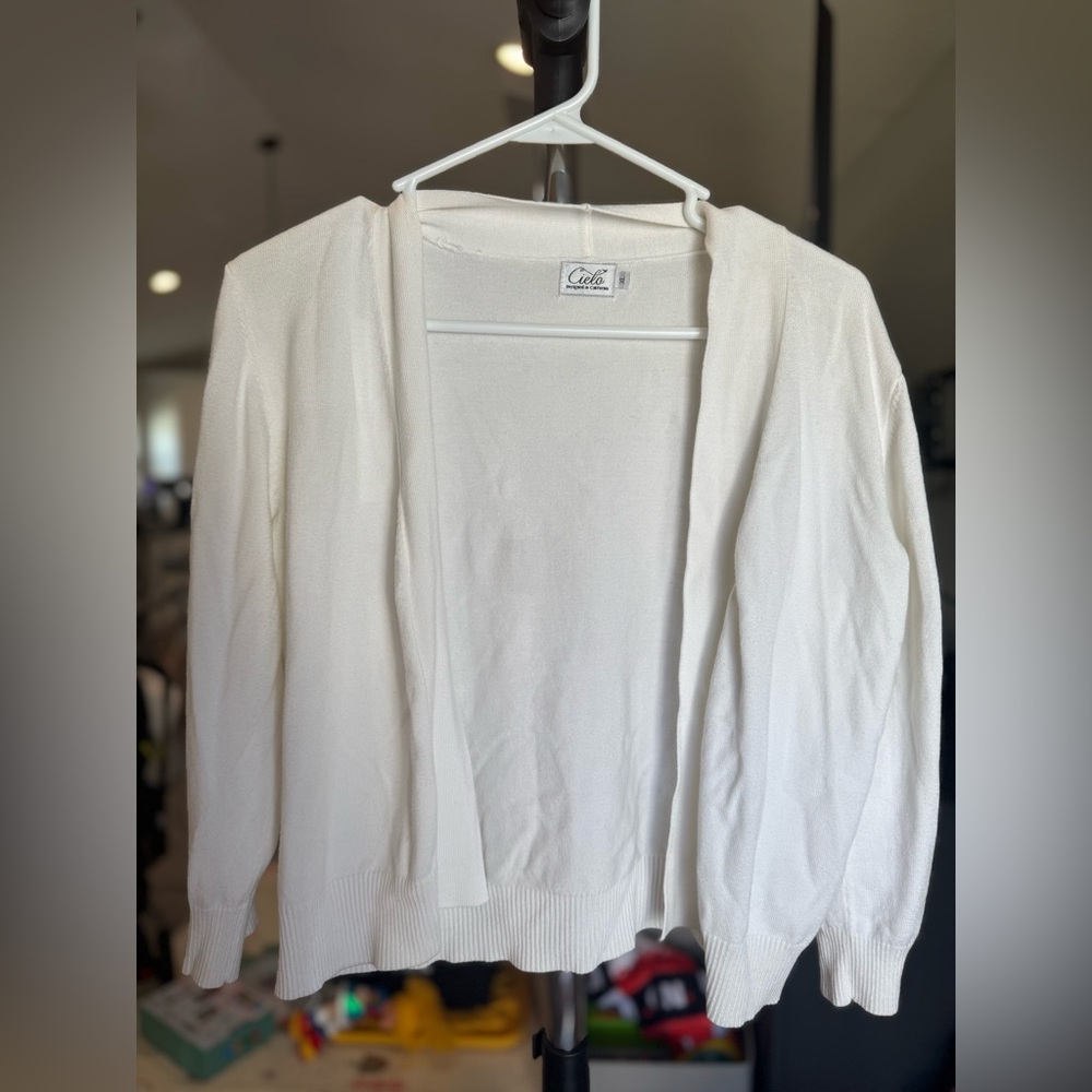 Cielo White Women's Cardigan